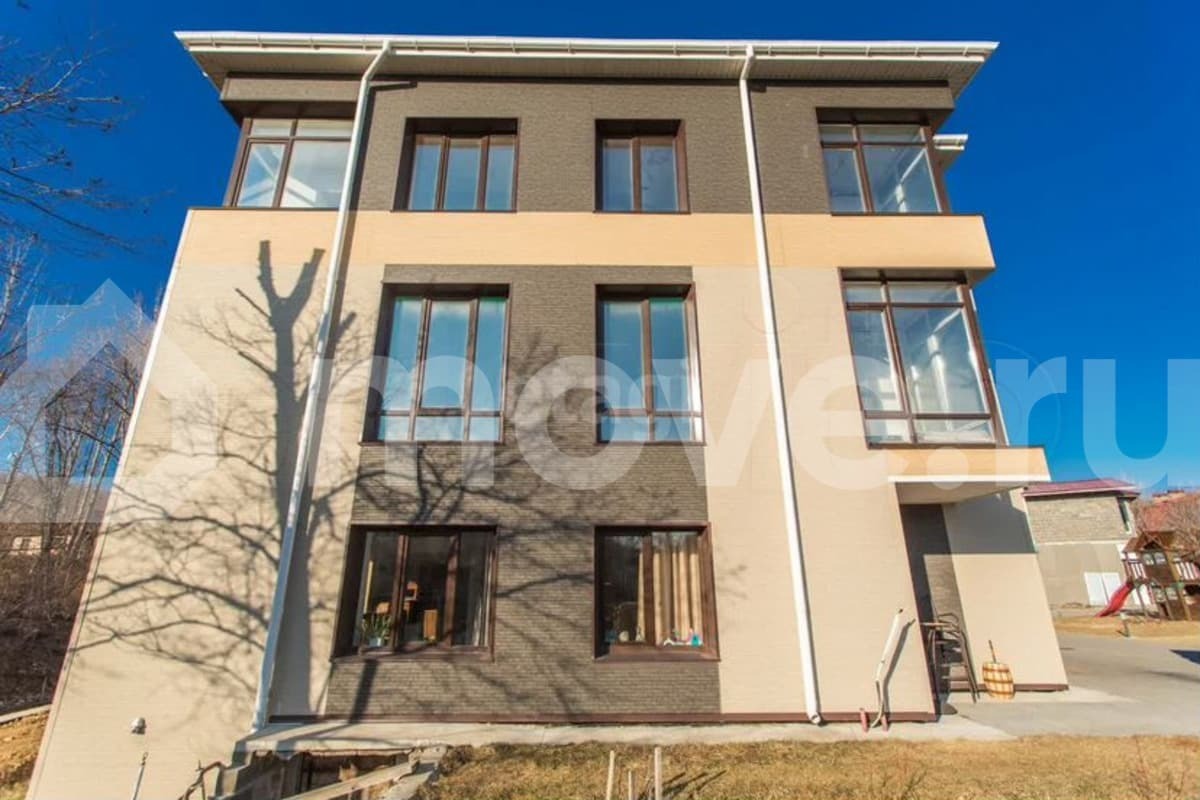 таунхаус, 242.2 м², 2.4 сотки