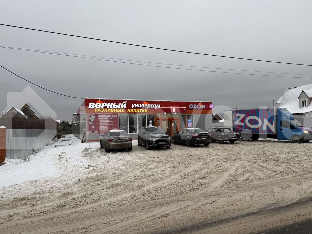 торговое помещение, 600 м²