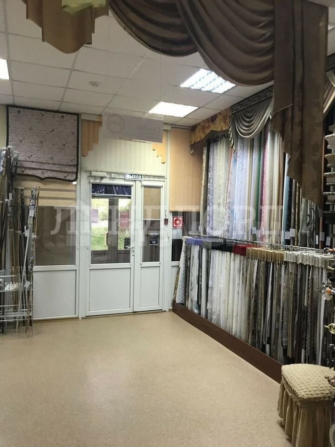торговое помещение, 585.1 м²
